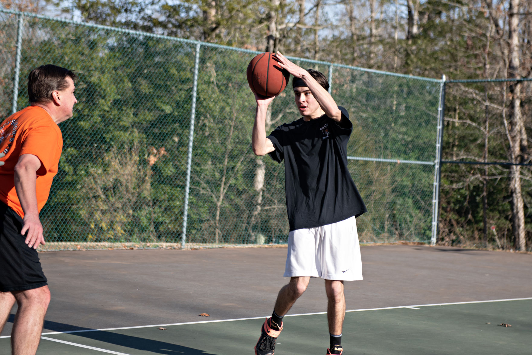 010321_nws_50hoopsclub